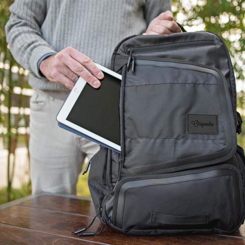 Tahoe Weekender Pack--tablet pouch