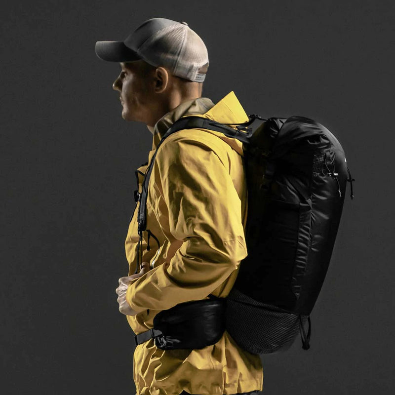 matador freerain28 waterproof packable backpack - side view