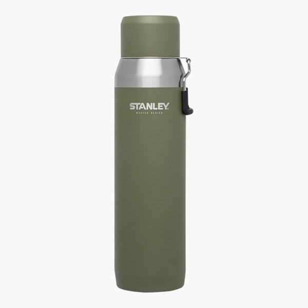 Stanley Master Series 36 ounce water bottle 